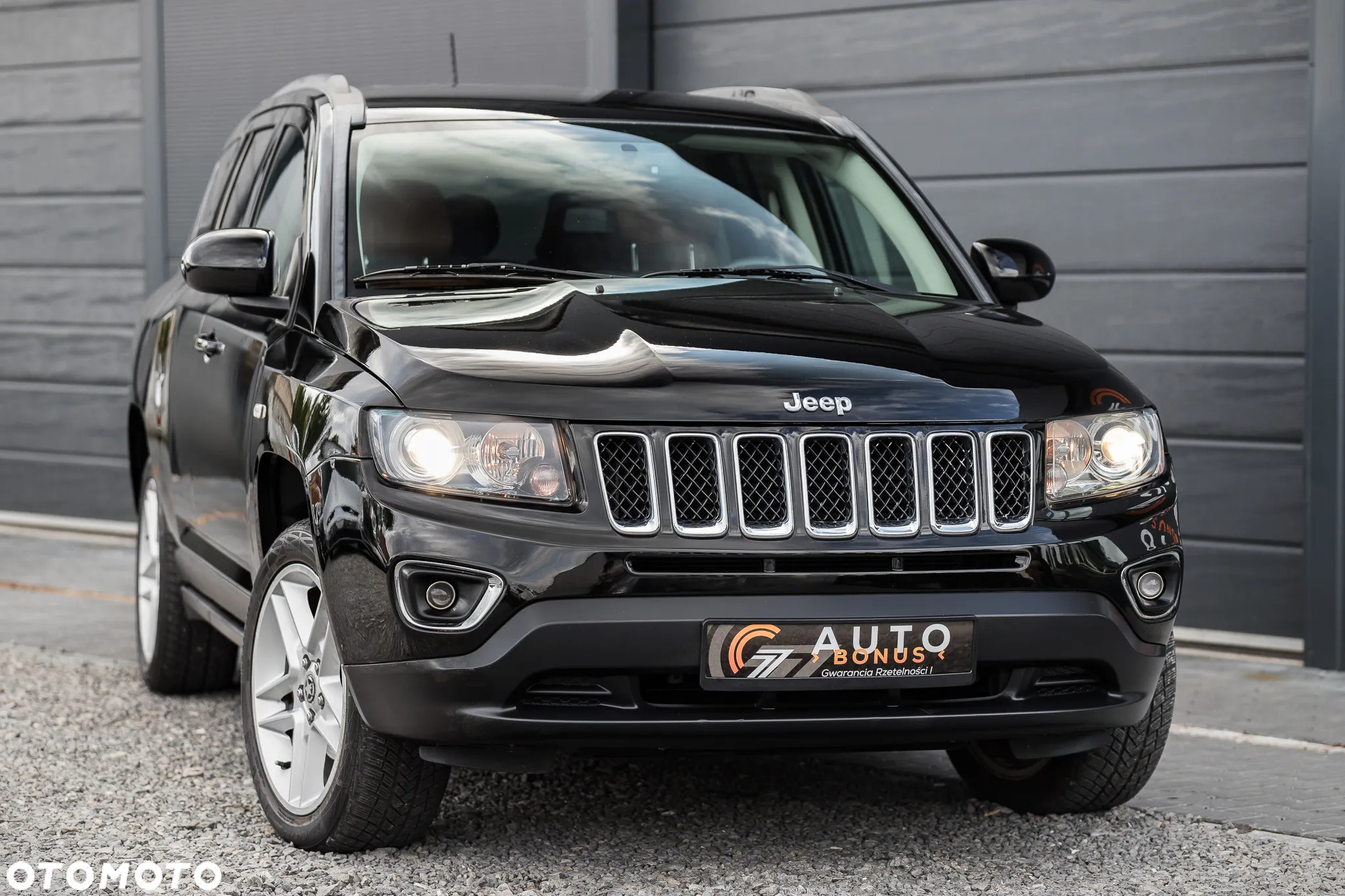 Jeep Compass - 2