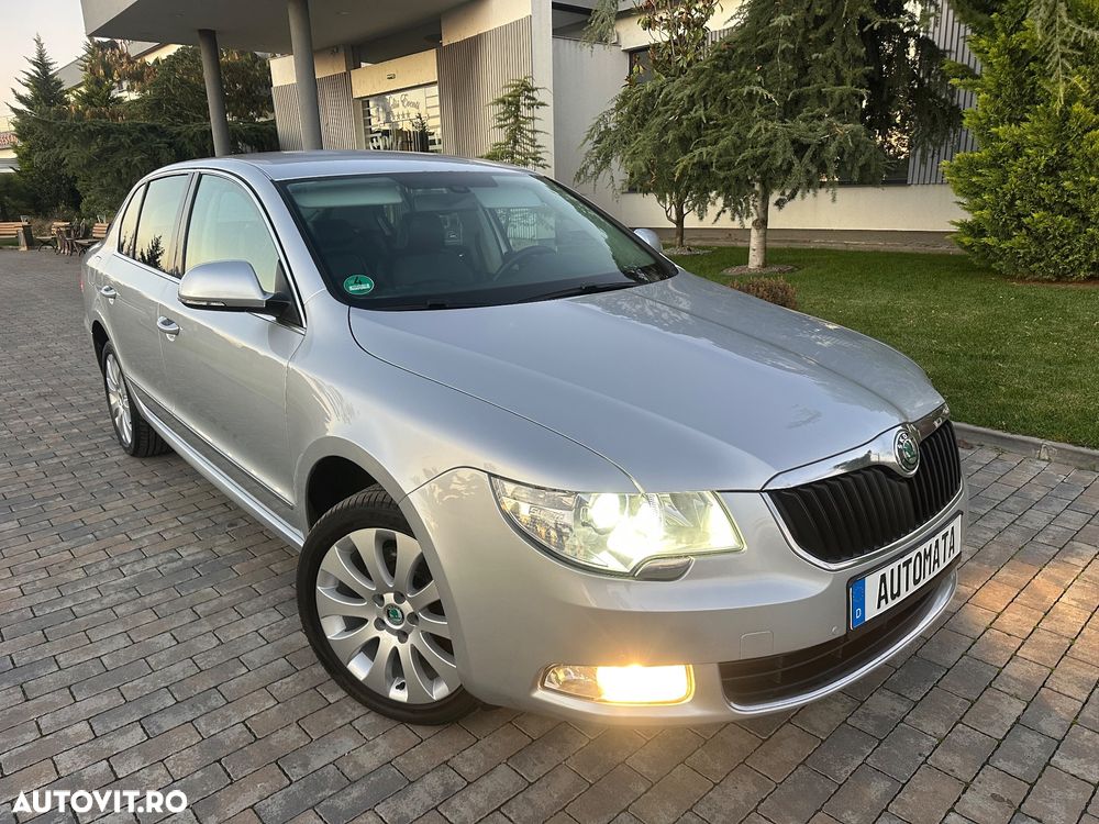 Skoda Superb 2.0 TDI Green tec 4x4 DSG Active - 3