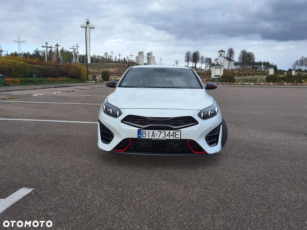 Kia ProCeed - 2
