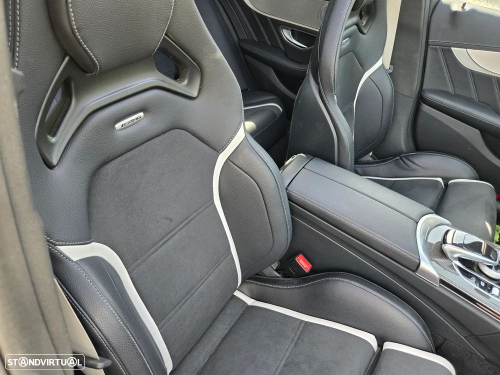 Mercedes-Benz C 63 AMG S - 12