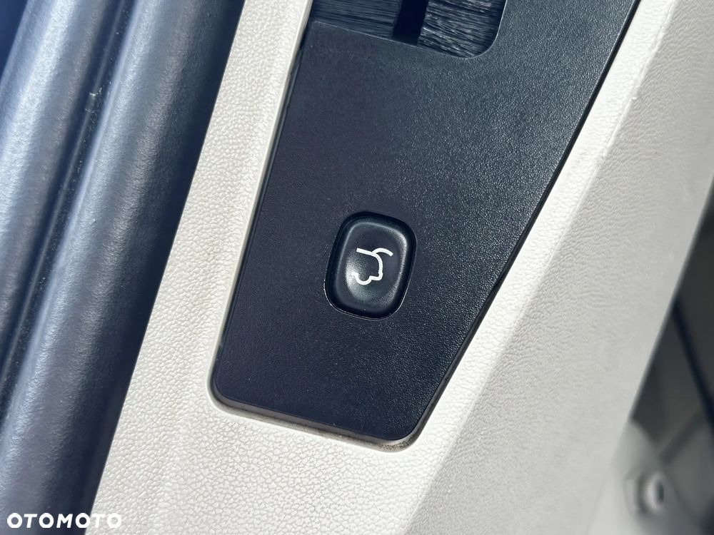 Lancia Voyager 2.8 Multijet 16v Platinum - 38