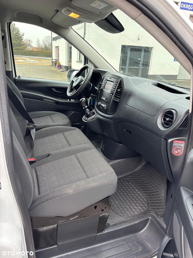 Mercedes-Benz VITO - 11