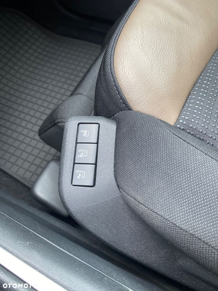 Citroën C4 Grand Picasso 1.6 THP Exclusive - 9