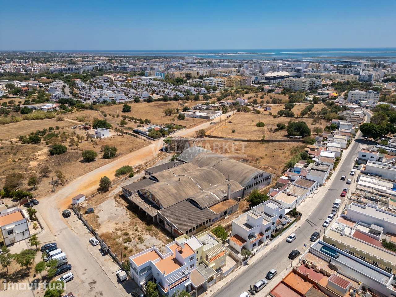 Terreno urbano com 9108 m2 e projeto aprovado para construção de 150 f - Grande imagem: 4/24