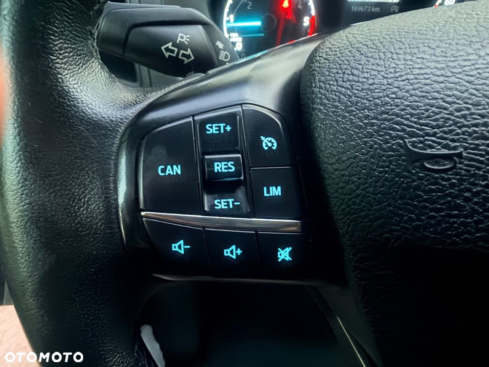 Ford Transit Custom BRYG. 6 OSÓB - L2H1 - SALON POLSKA - Bezwypadkowy - FAKTURA VAT 23% - Najmocniejsza Wersja 170km - PEŁNA HISTORIA SERWISOWA - ORYGINALNY PRZEBIEG - 31