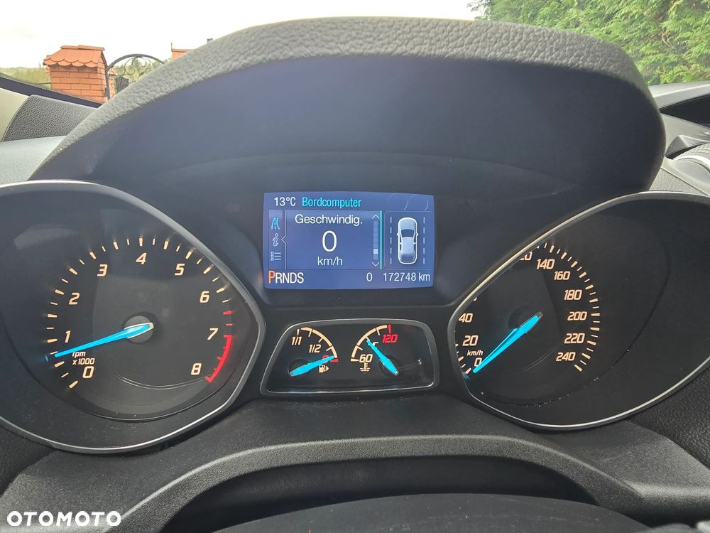 Ford Kuga 1.6 EcoBoost 4x4 Titanium - 35