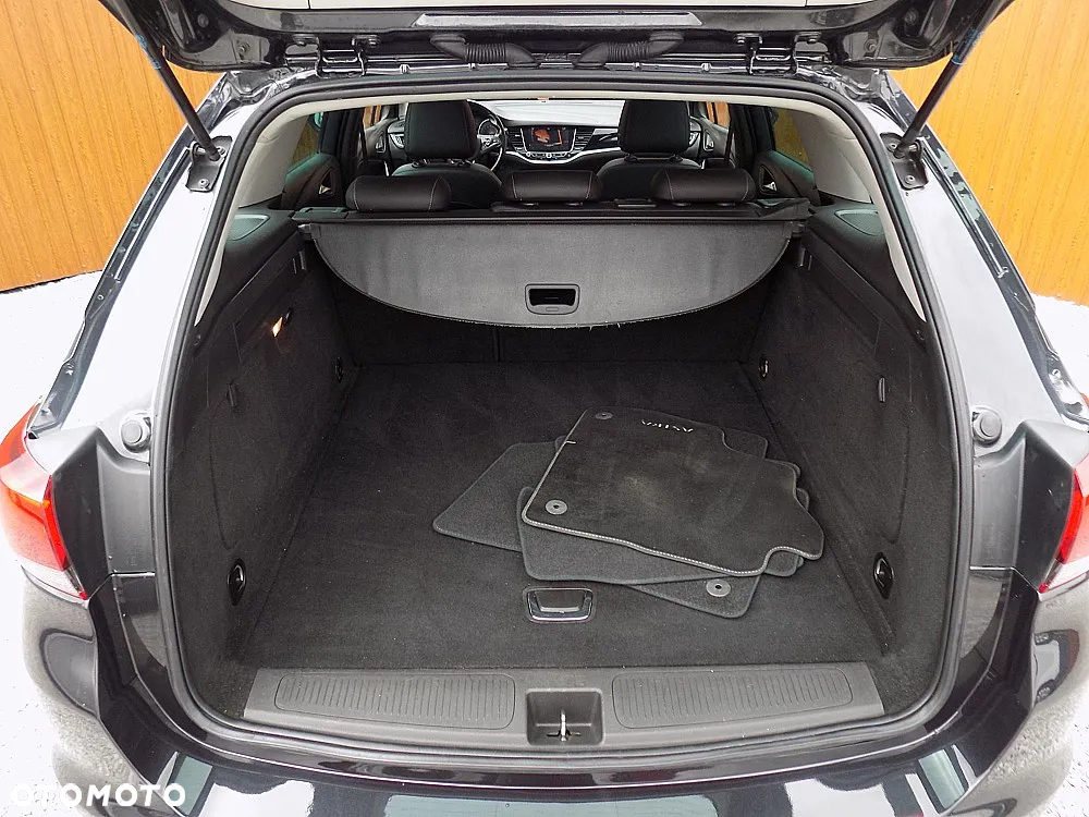 Opel Astra 1.4 Turbo Sports Tourer Innovation - 19