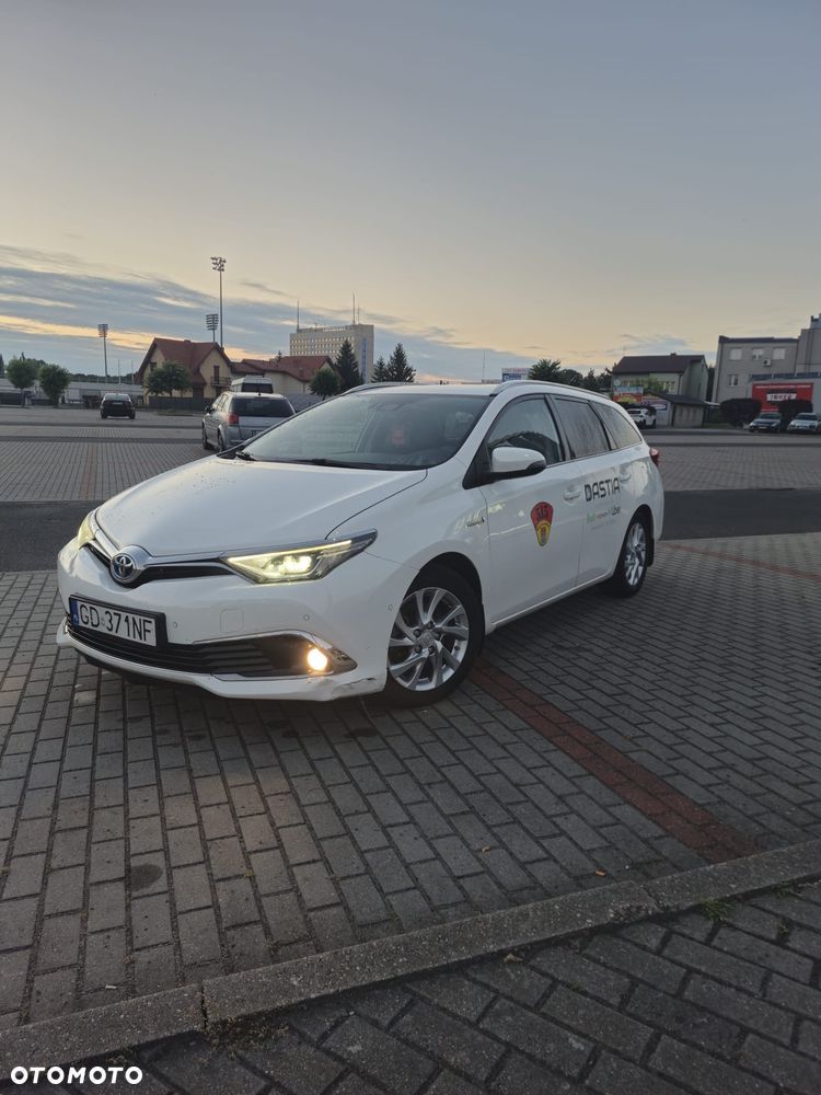 Toyota Auris Hybrid 135 Comfort - 9