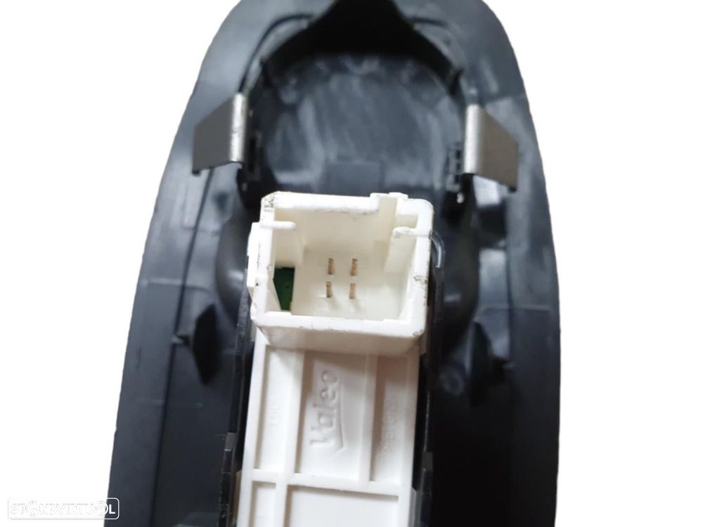 COMANDO ELEVADOR DE VIDRO FRONTAL DIREITO PEUGEOT 208 2016 -96751115ZD - 3