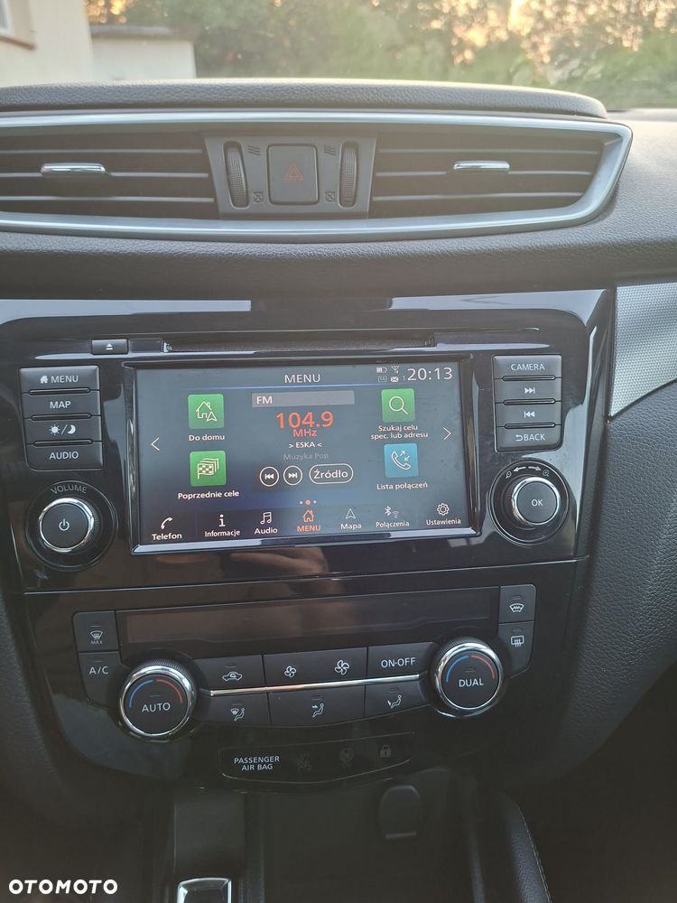 Nissan Qashqai 1.3 DIG-T N-Connecta DCT - 26