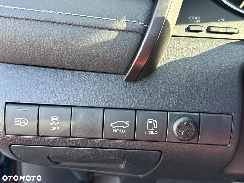 Toyota Camry 2.5 Hybrid Prestige CVT - 20