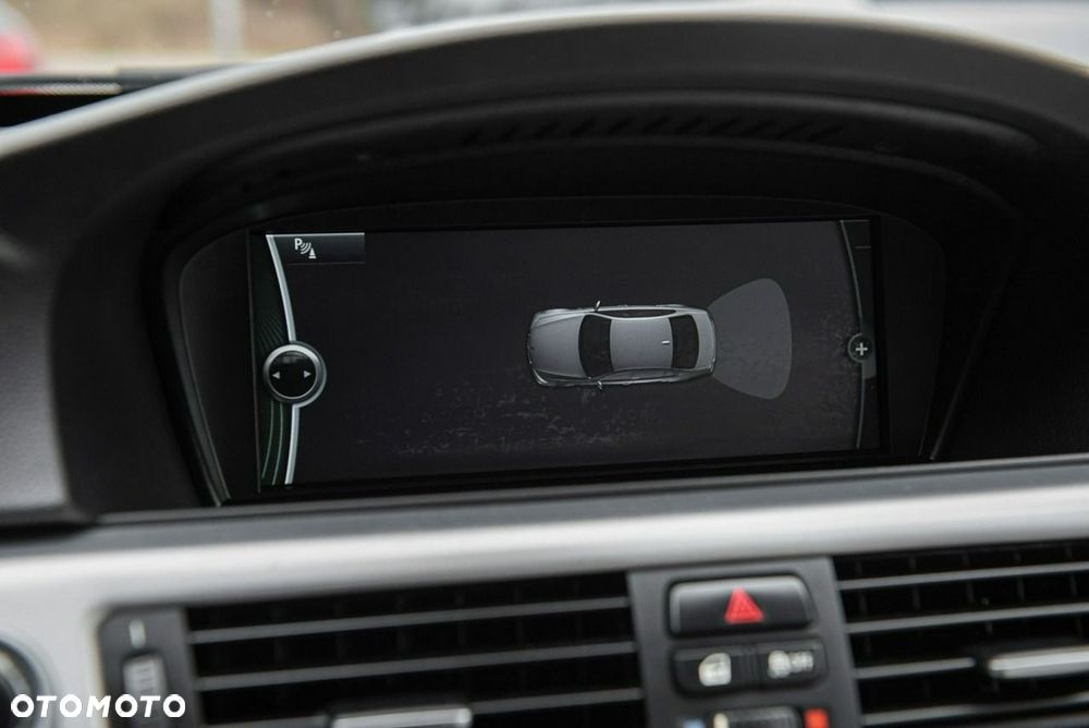 BMW Seria 3 325i Edition Sport - 22
