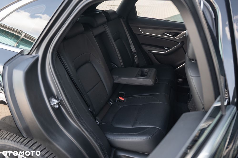 Jaguar F-Pace D200 AWD R-Dynamic HSE - 33