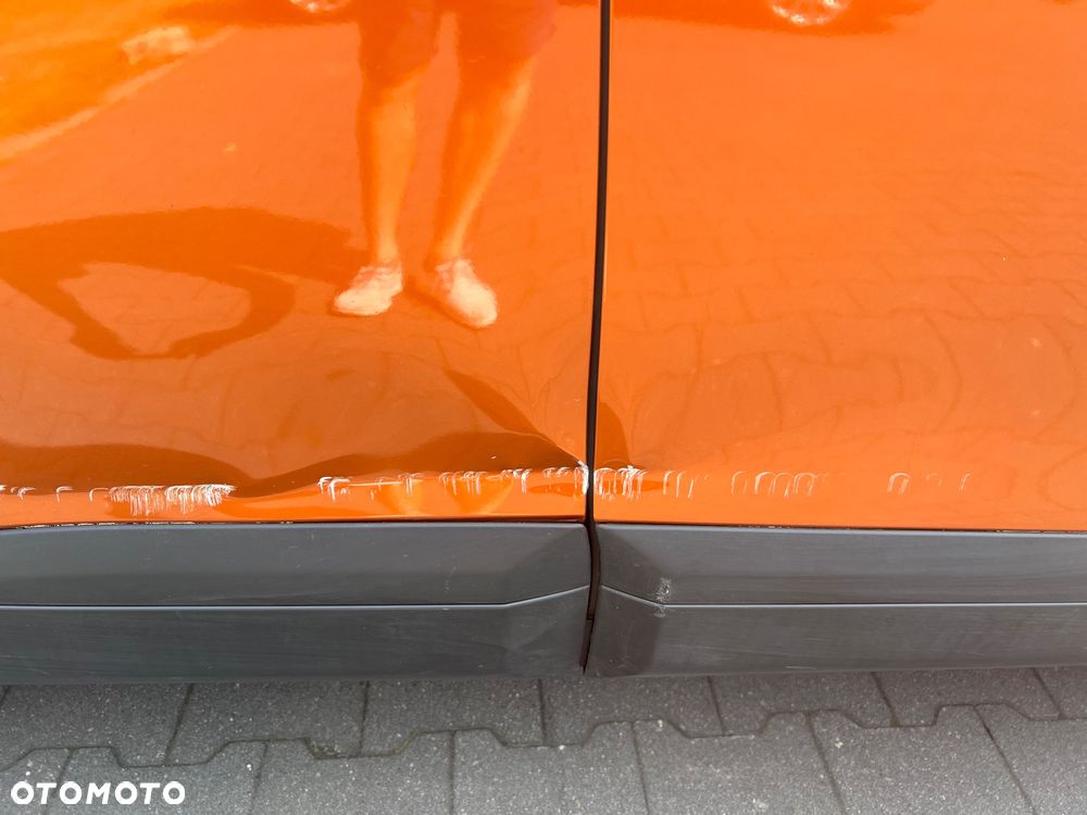 Peugeot 2008 50kWh Allure - 25