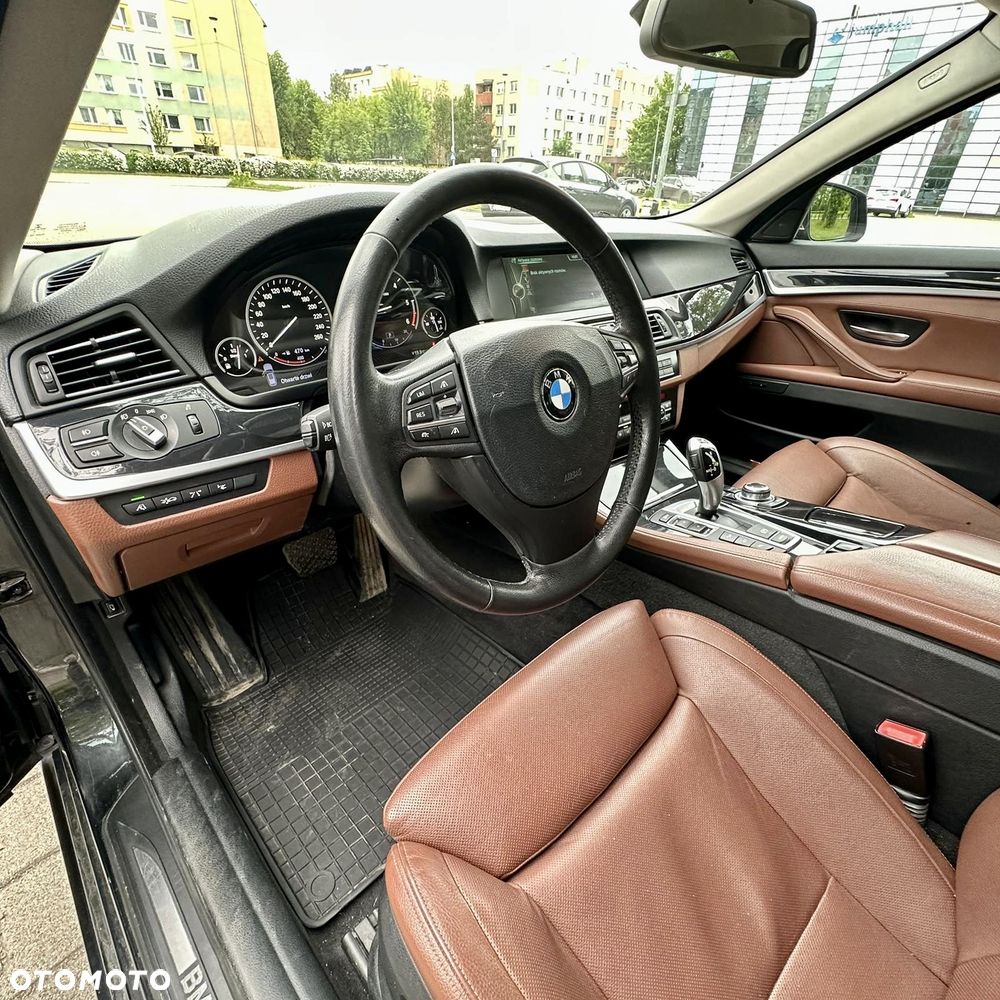 BMW Seria 5 530d xDrive - 21
