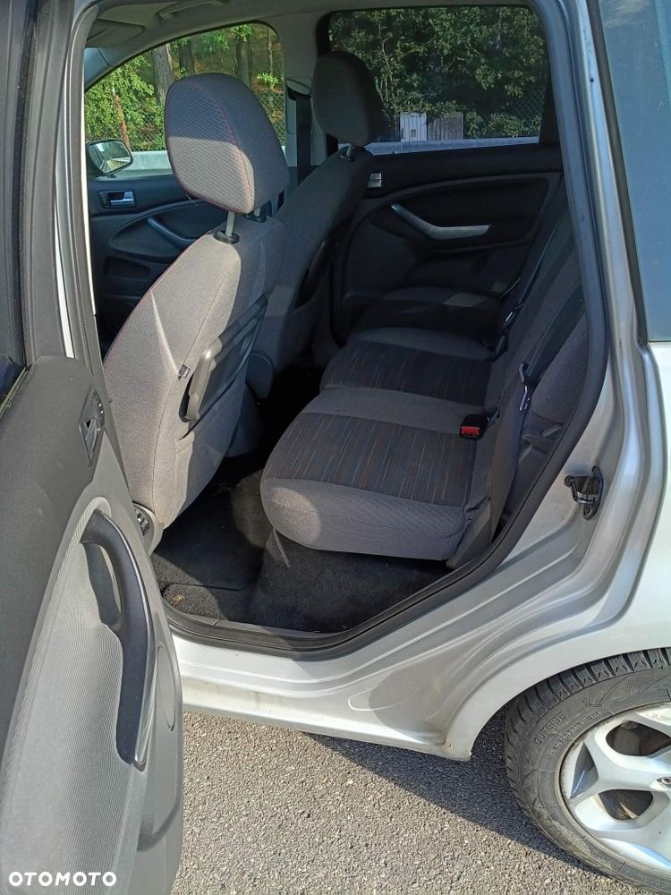 Ford C-MAX - 7