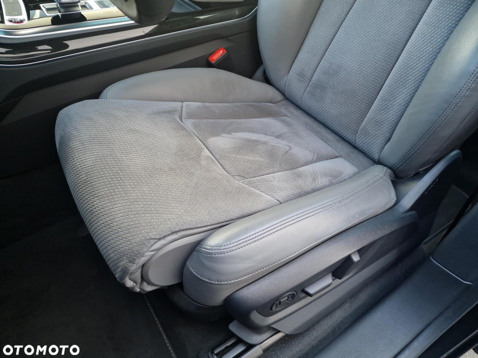 Audi SQ8 TFSI Quattro Tiptronic - 12