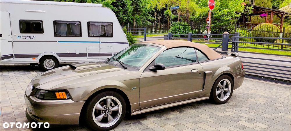 Ford Mustang 4.6 V8 GT - 1