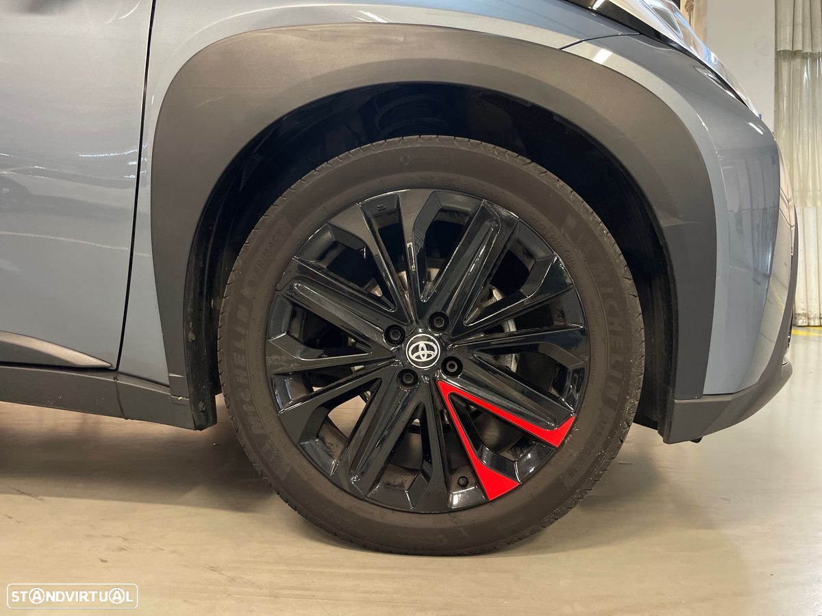 Toyota Aygo X 1.0 Undercover - 12