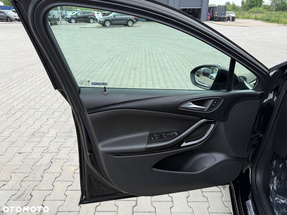 Opel Astra 1.6 D (CDTI) Innovation - 24