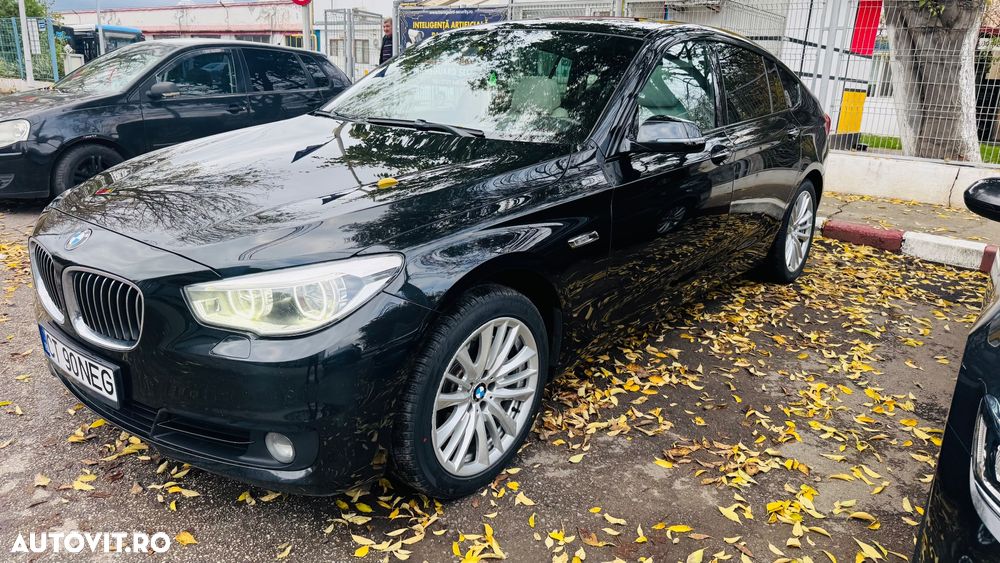 BMW Seria 5 530d xDrive - 7
