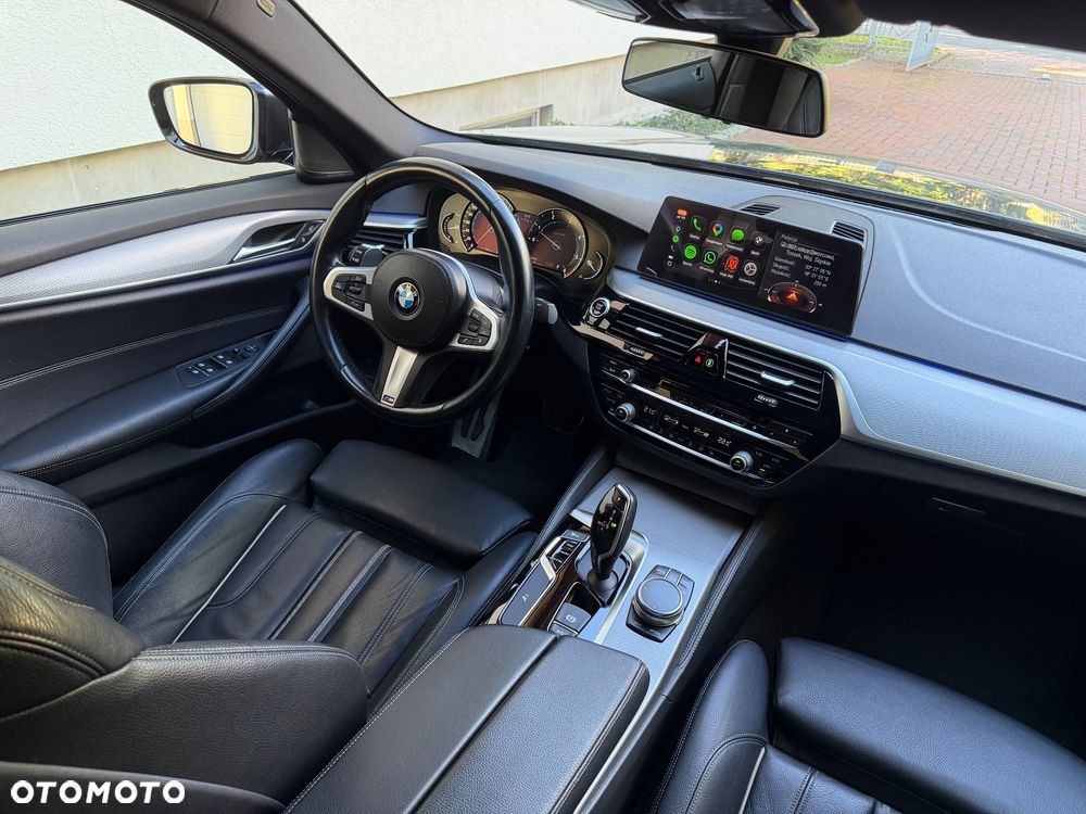 BMW Seria 5 520d xDrive M Sport sport - 17