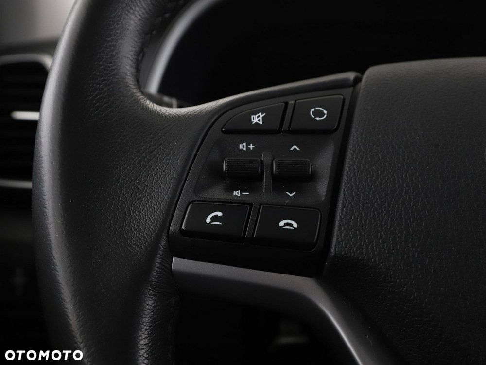 Hyundai Tucson 1.6 GDi 2WD Pure - 31