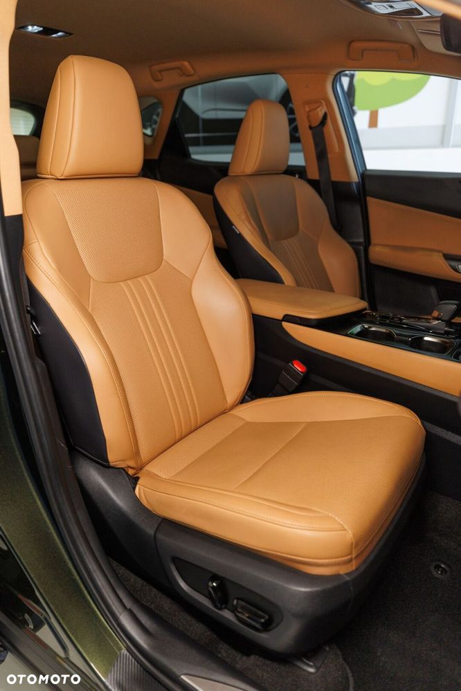 Lexus NX 350h Prestige AWD - 23