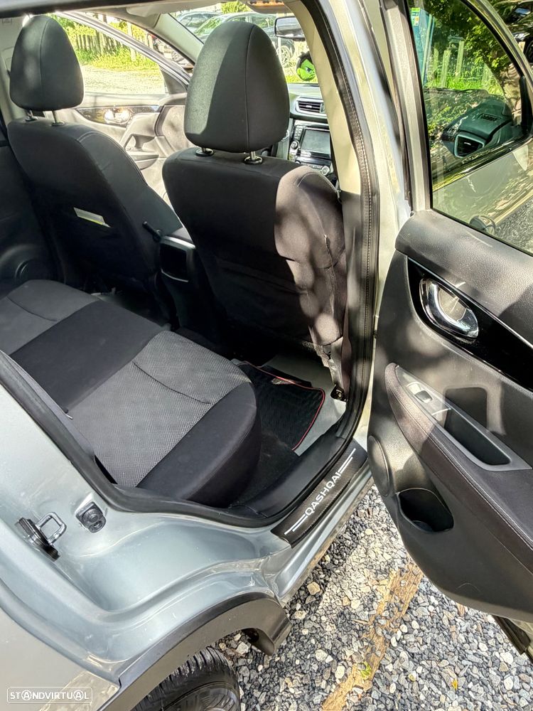 Nissan Qashqai 1.5 dCi N-Connecta - 14