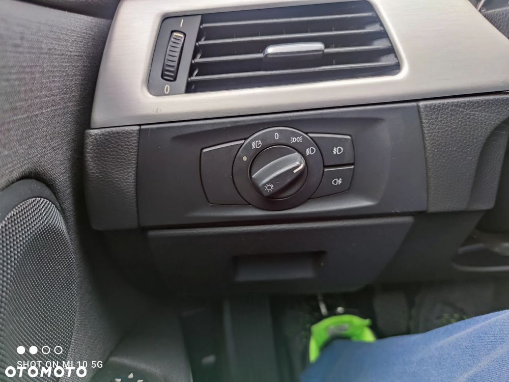 BMW Seria 3 320i - 19