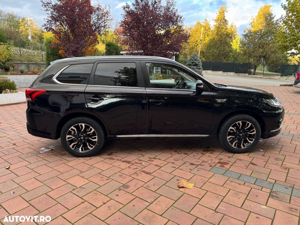 Mitsubishi Outlander 2.0 Litre DOHC MIVEC 4WD Instyle Navi - 5
