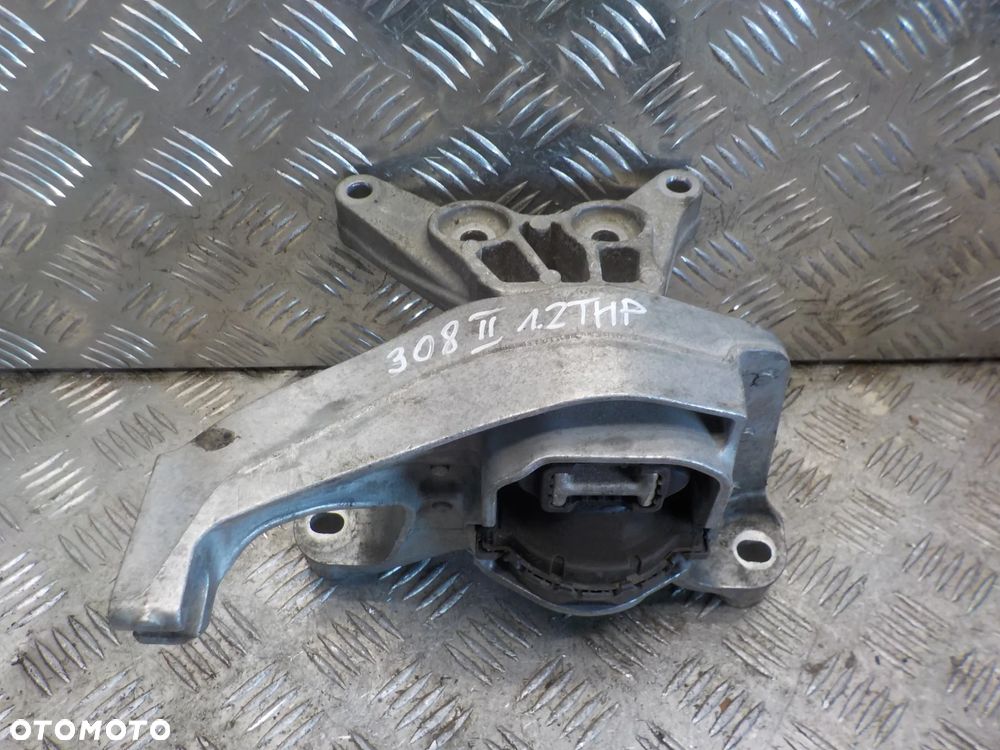 PEUGEOT 308 T9 1.2 THP PODUSZKA MOCOWANIE SILNIKA