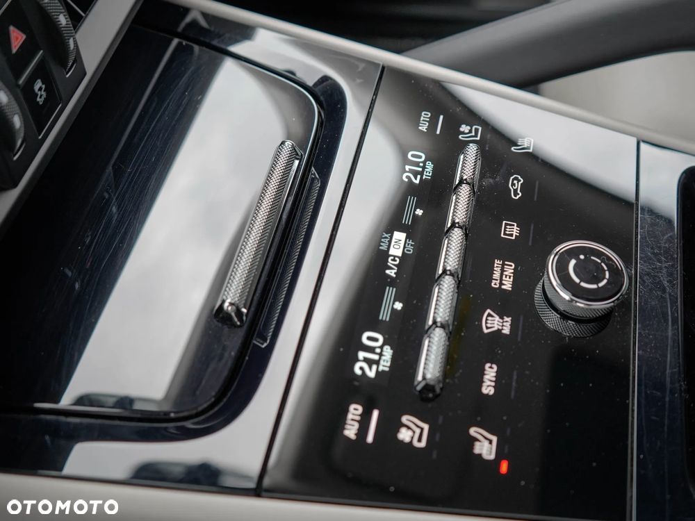 Porsche Cayenne Turbo S E-Hybrid - 13