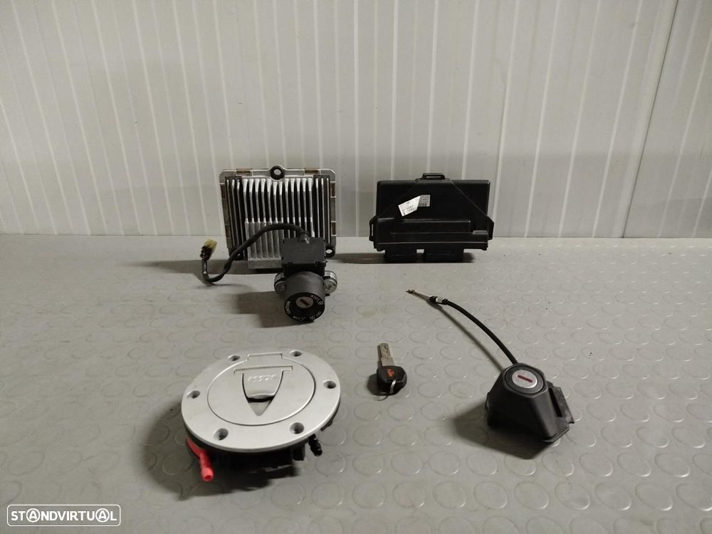 CANHÃO DE INGIÇÃO KTM 1290 SUPER DUKE GT - 1