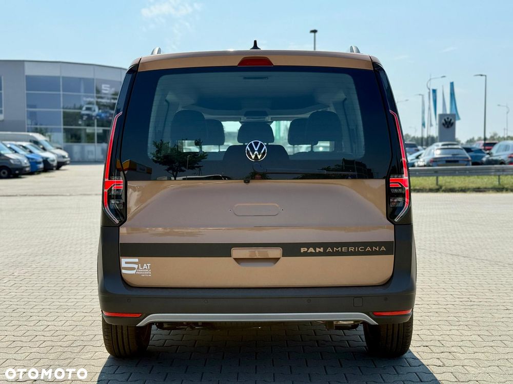 Volkswagen Caddy 1.5 TSI PanAmericana DSG - 9