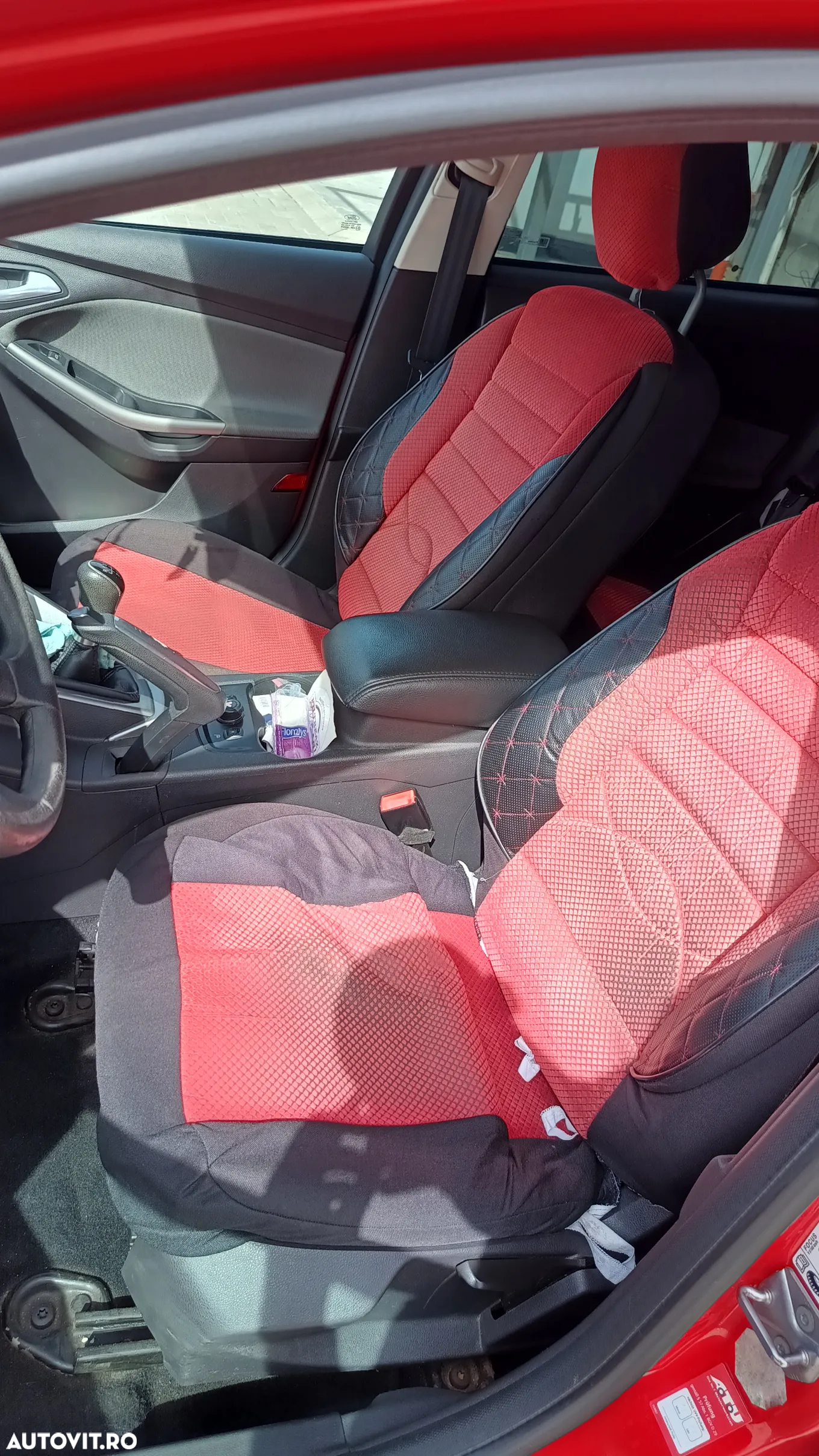 Ford Focus 1.6 TDCI DPF Trend - 6