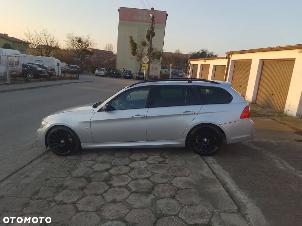 BMW Seria 3 - 23