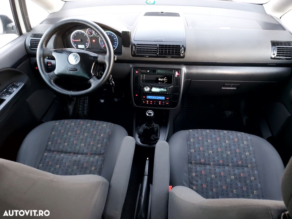 Volkswagen Sharan - 17