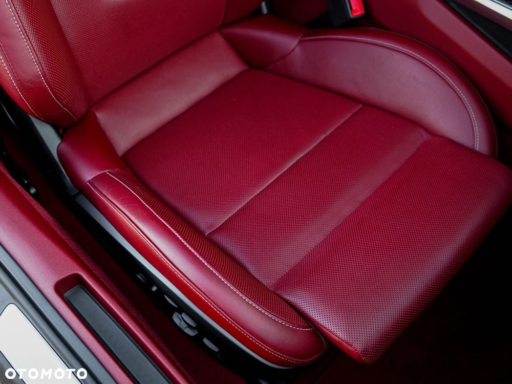 Porsche 911 911Turbo - 31