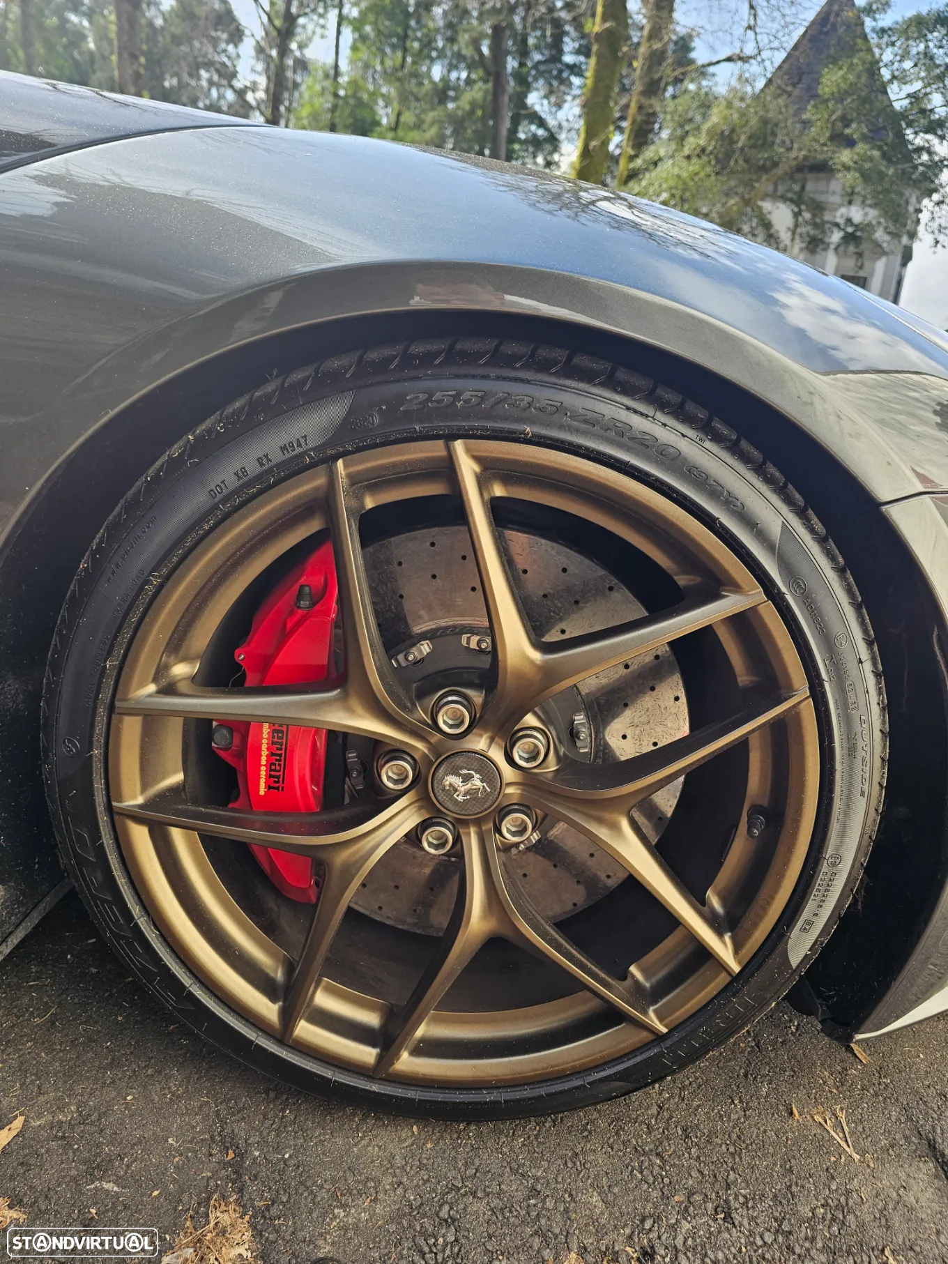 Ferrari F12 Berlinetta - 13