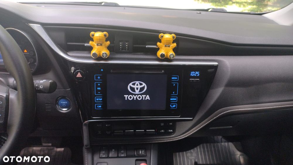 Toyota Auris 1.8 HSD Luna - 20