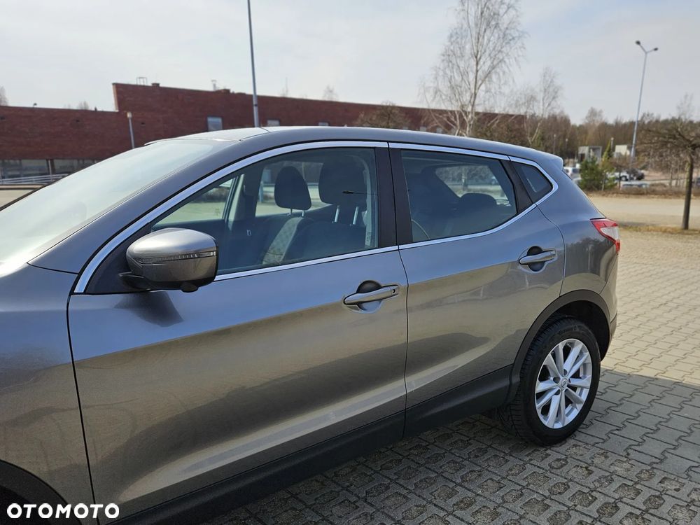 Nissan Qashqai 1.6 DCi Acenta Xtronic EU6 - 19