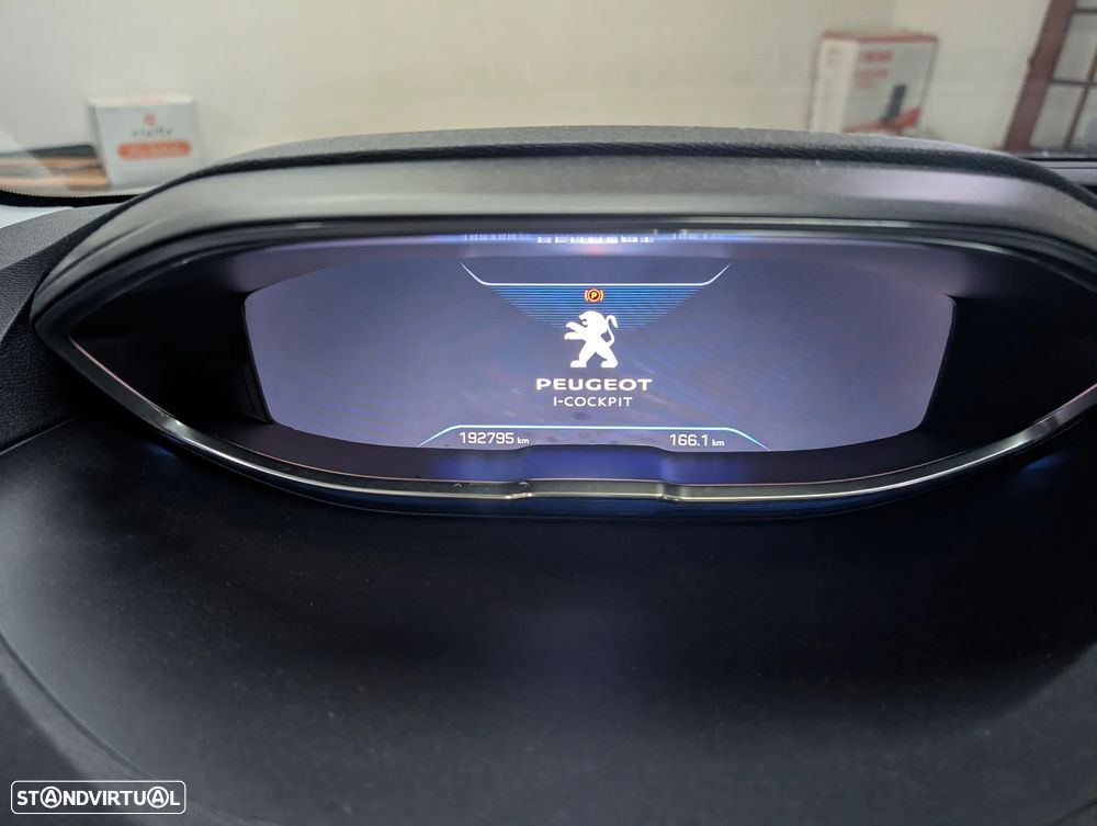 Peugeot 3008 BlueHDi 130 Stop & Start Allure Pack - 8