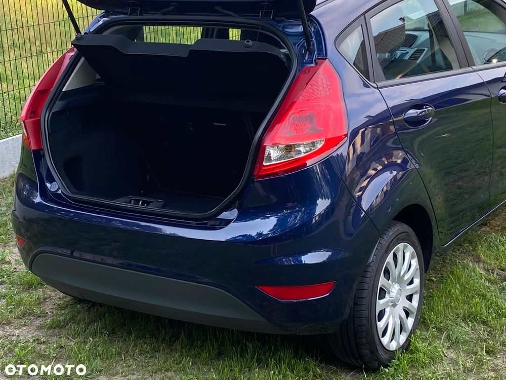 Ford Fiesta 1.4 Trend - 8