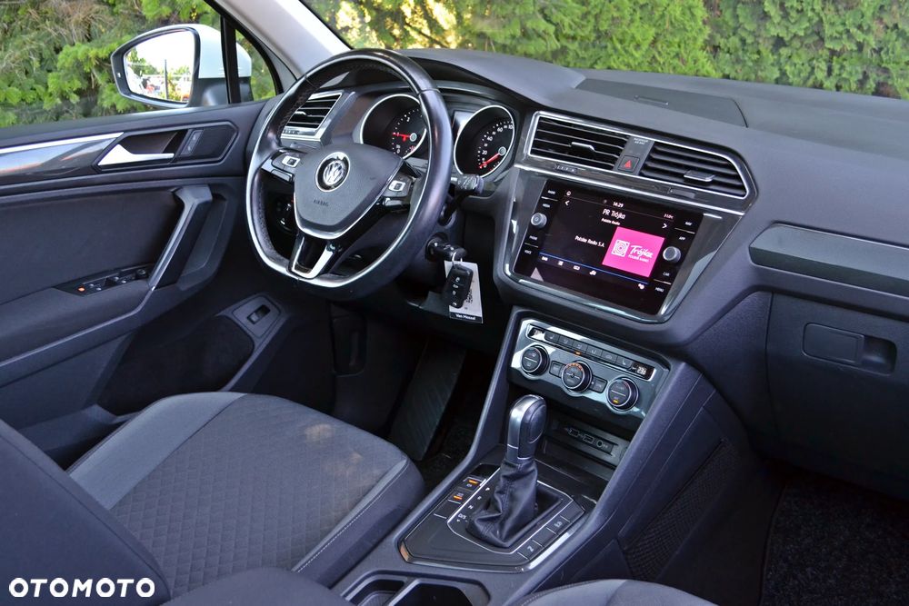 Volkswagen Tiguan - 20
