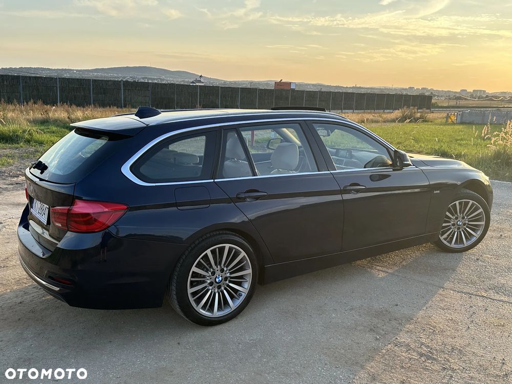 BMW Seria 3 325d Touring Luxury Line - 9