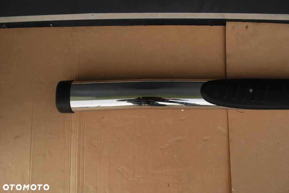 TOYOTA HILUX CHROM STOPIEŃ ORUROWANIE PZ415-N2905-00 - 2
