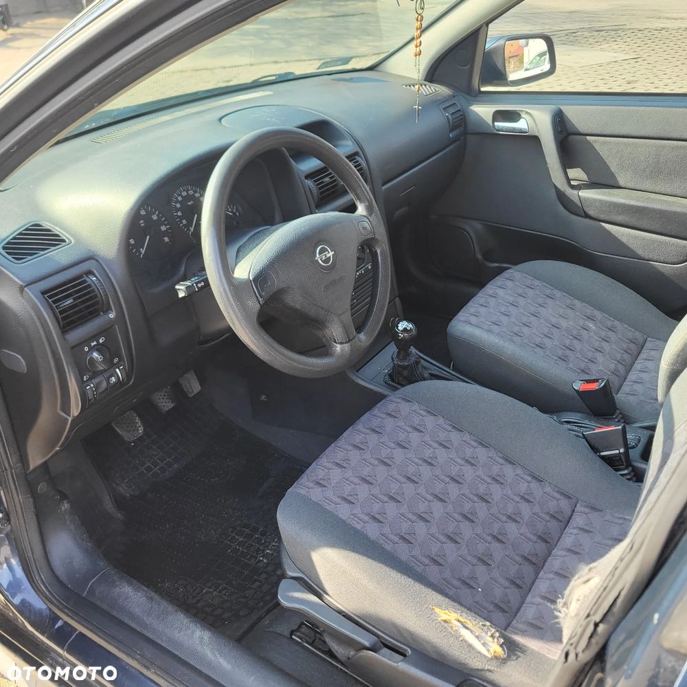 Opel Astra - 6