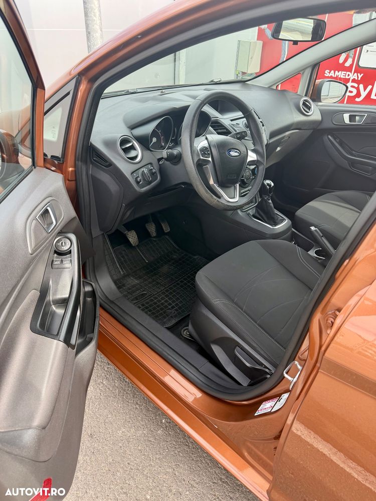 Ford Fiesta 1.25i Ambiente - 9
