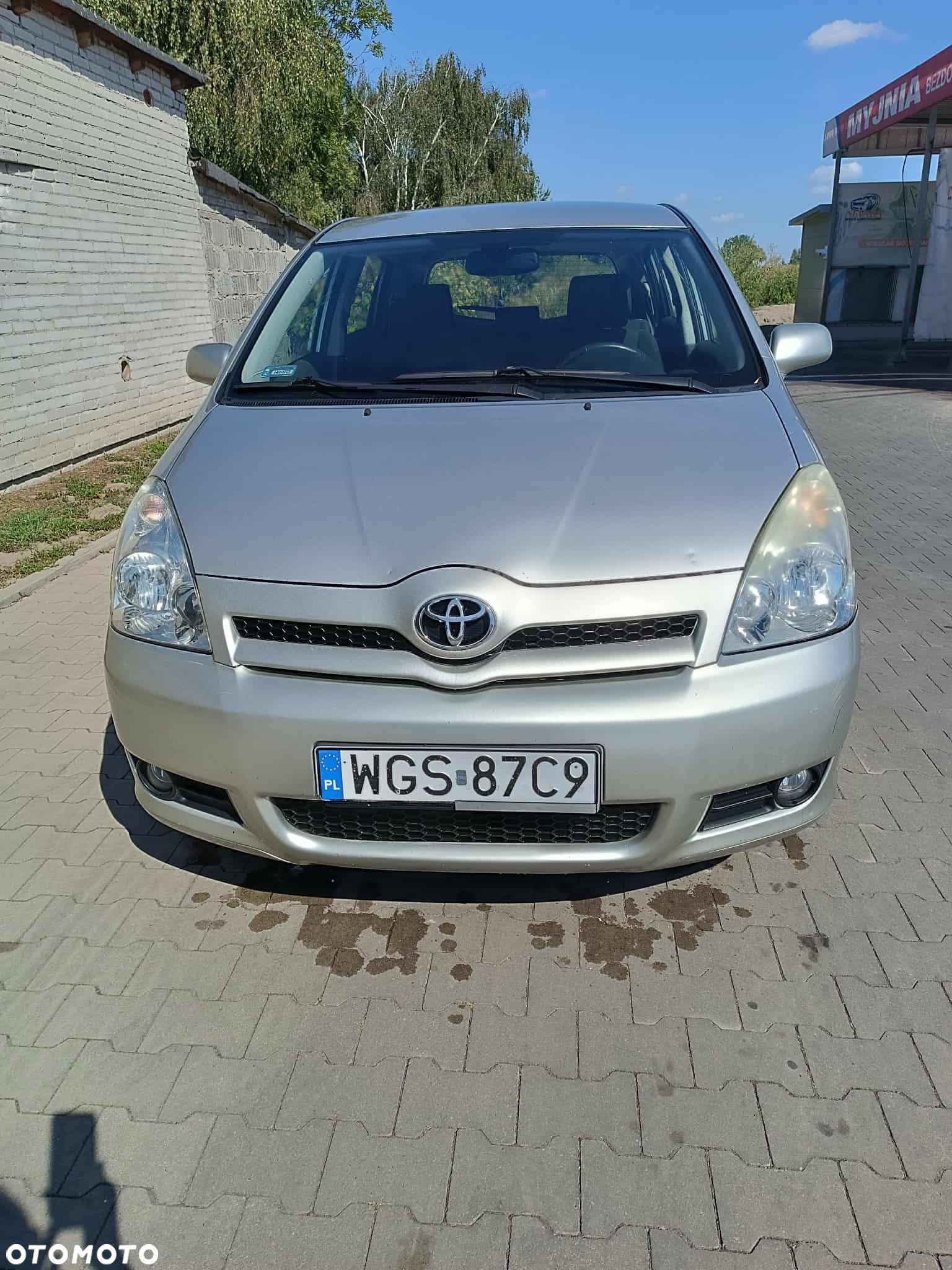 Toyota Corolla 2.0 D-4D Sol - 1